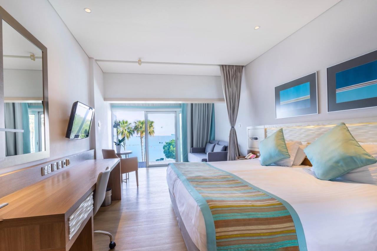 Crowne Plaza Limassol By Ihg Hotel Екстериор снимка