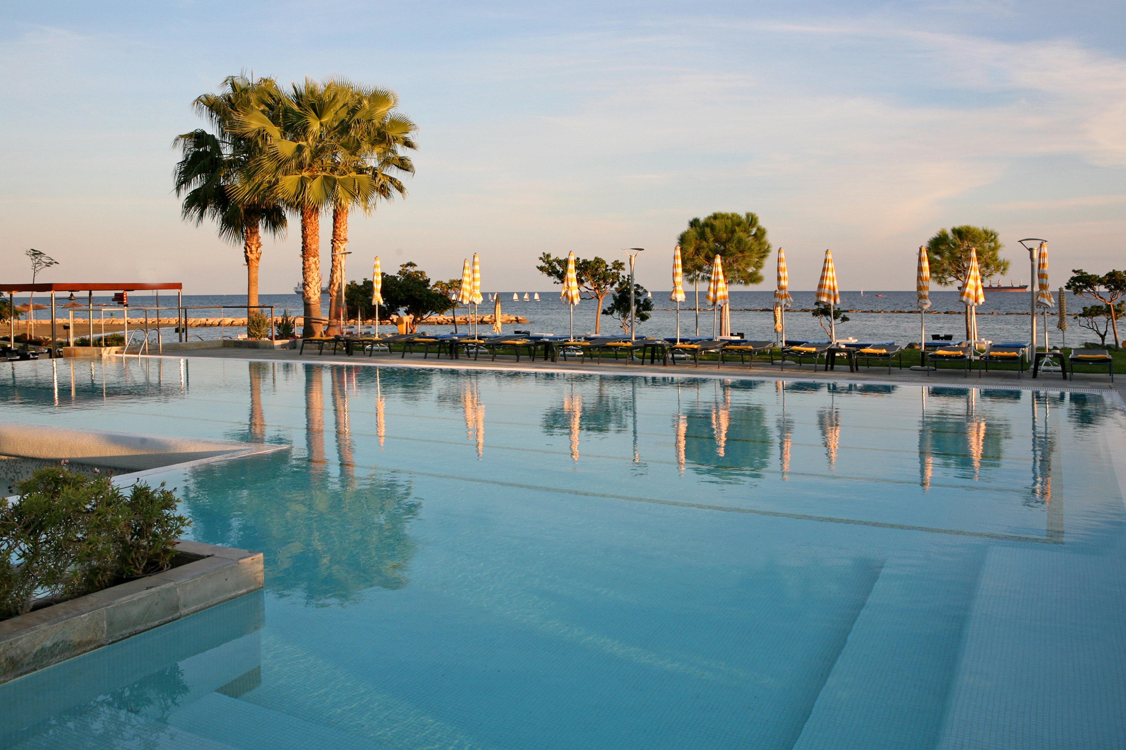 Crowne Plaza Limassol By Ihg Hotel Екстериор снимка