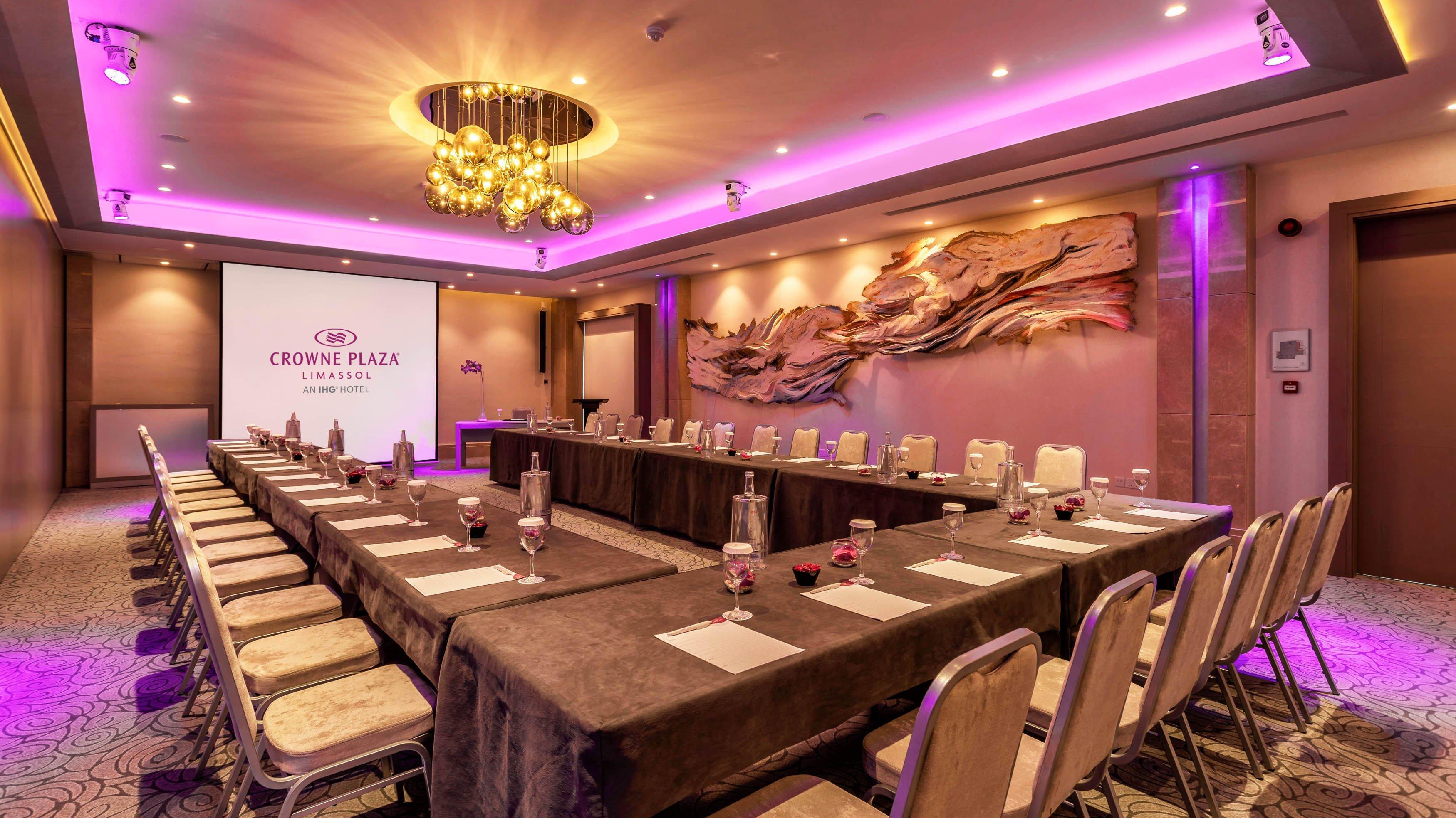 Crowne Plaza Limassol By Ihg Hotel Екстериор снимка